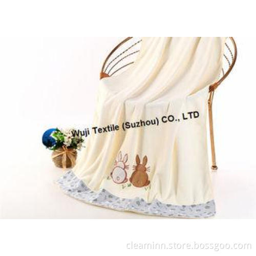 White Microfiber DryingTowels with 80% Polyester & 20% Poly